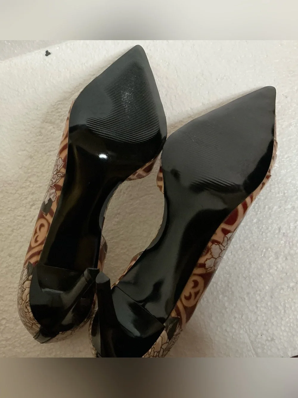 Carlos by Carlos Santana Elite Heels 9.5M Floral Pointed Toe D’Orsay Pumps
